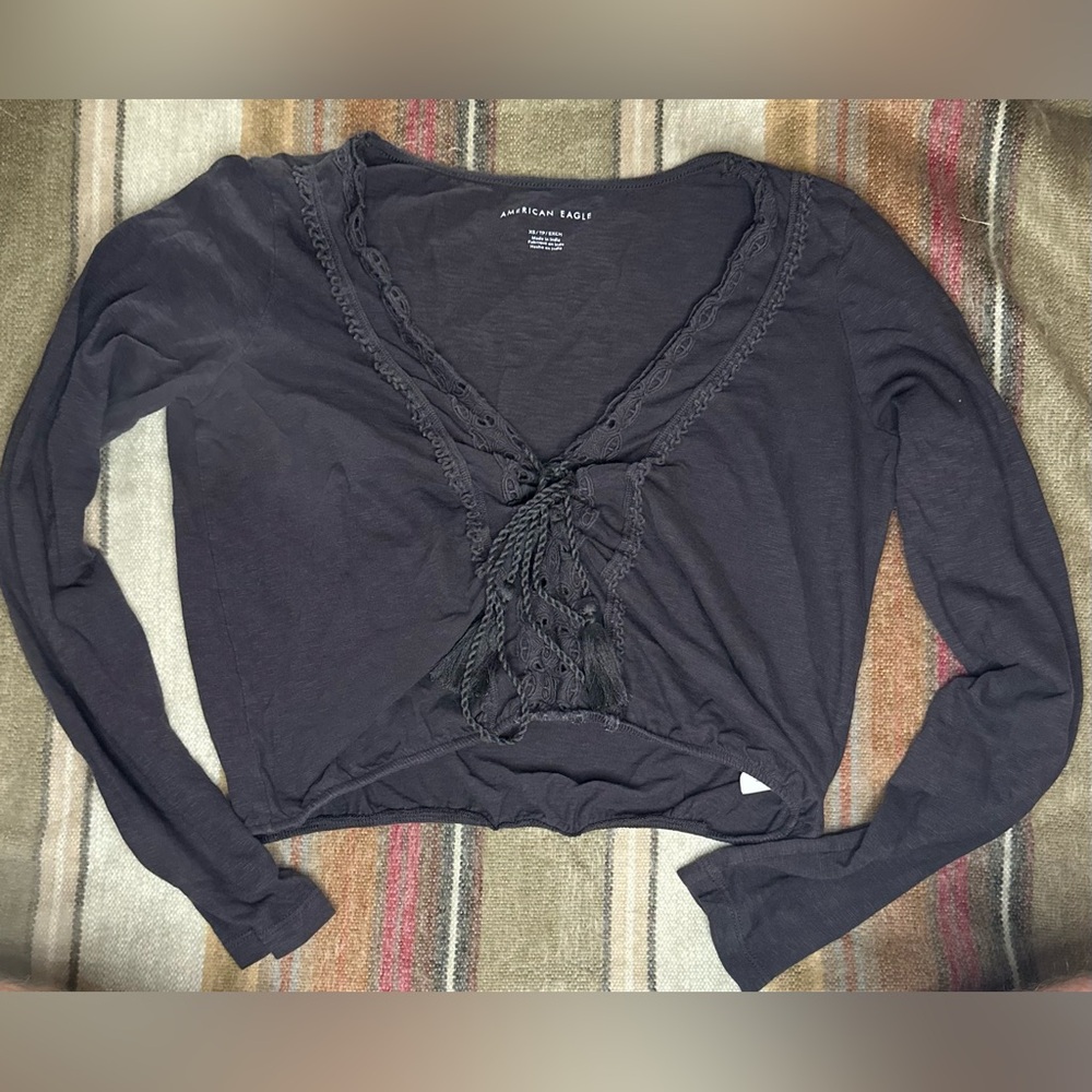 American Eagle long sleeve shirt